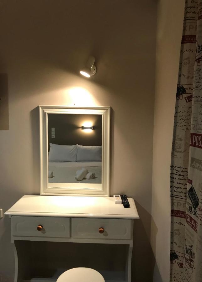 Belmare Studios Keri Eksteriør bilde